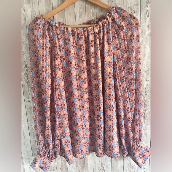 Marie Oliver Tops - Marie Oliver Preppy Silk Floral Pattern Blouse Size Medium